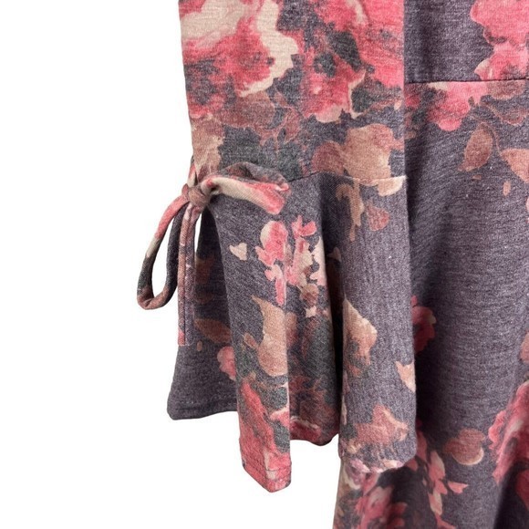 Altar'd State Womens Multicolor Long Bell Sleeve V Neck Dress Medium NWT - Picture 3 of 6